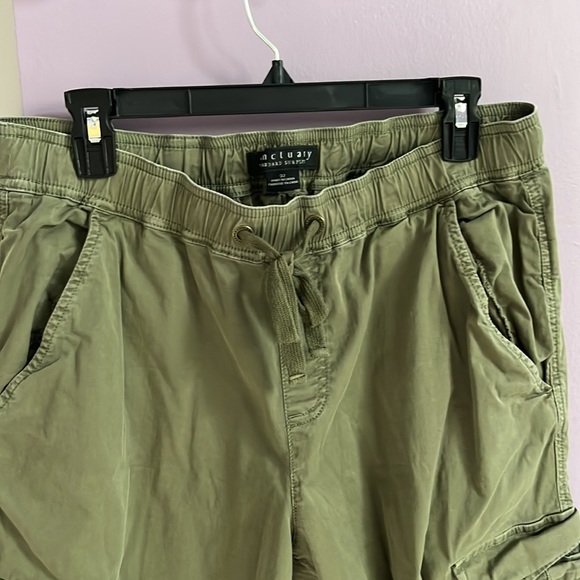 Army green cargo ankle pants - Picture 3 of 5